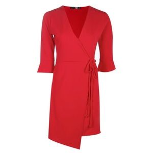 NWT🌟 Boohoo Nara Flute Sleeve Tie Wrap Bodycon